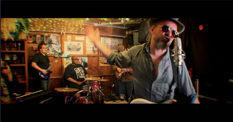 Lightholder performing live